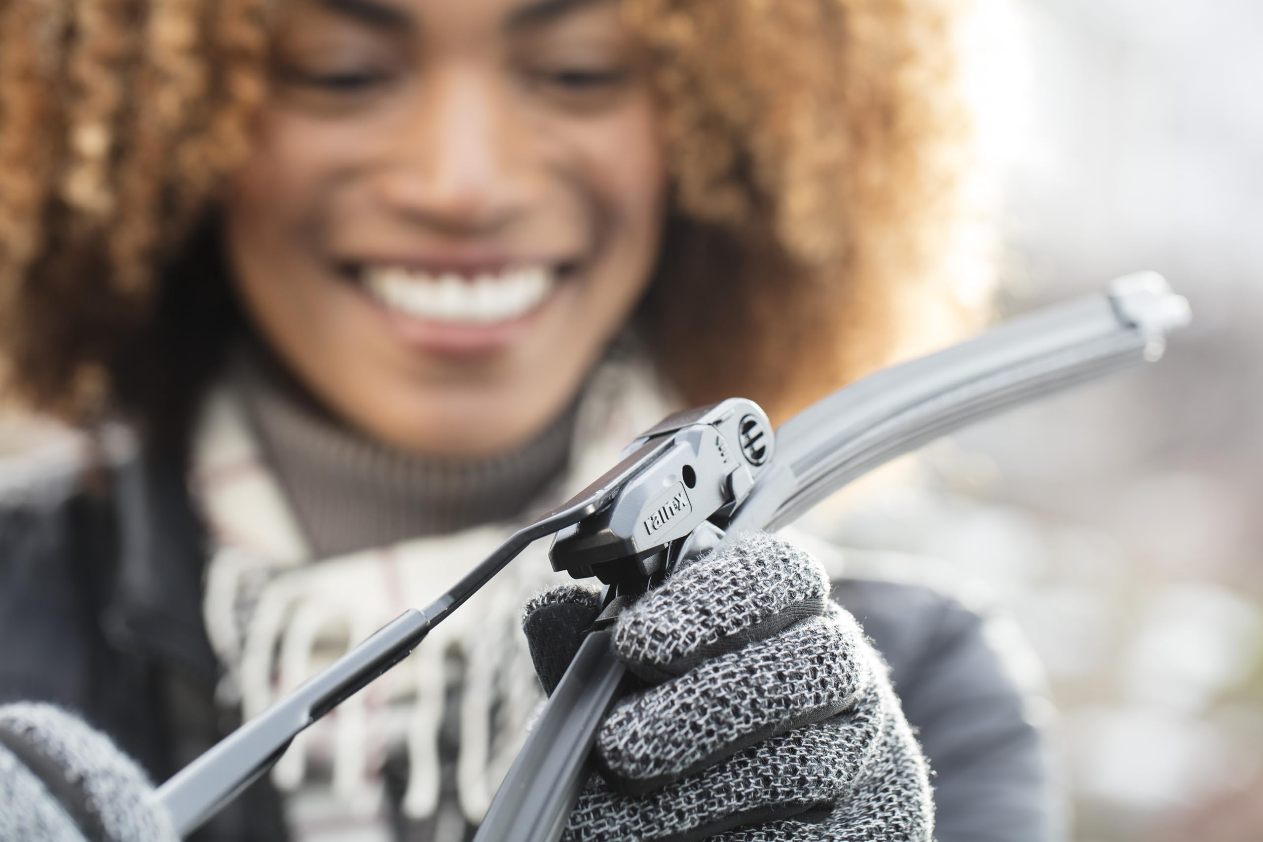 Rain-X 830122 Silicone Endura Wiper Blades, 22 Inch Windshield Wipers (Pack of 1), Automotive Replacement Windshield Wiper Blades With Two Times Longer-Lasting Resilient Silicone Rubber Squeegee - Image 4